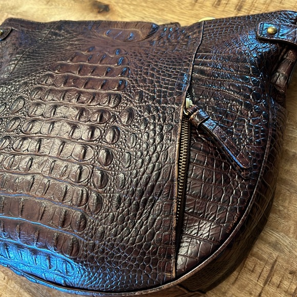 Brahmin 🐊 Chocolate Brown Embossed Leather Shoulder bag - Picture 9 of 14